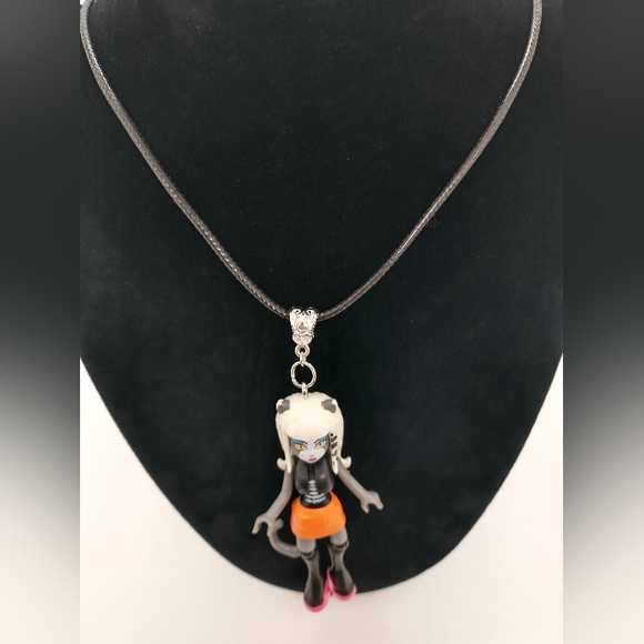 Meowlody Monster High Necklace Long Black Silver OOAK Handmade Mega Blok Werecat - Picture 9 of 11